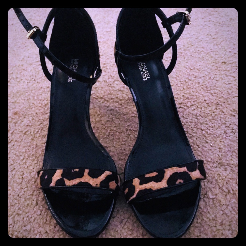 Brand New Michael Kors Cheetah Print Sandals!